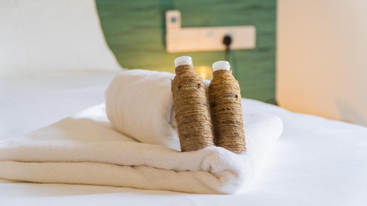 Southern Heritage, Quiet, Boutique Hotel With Pool Talpe Bagian luar foto